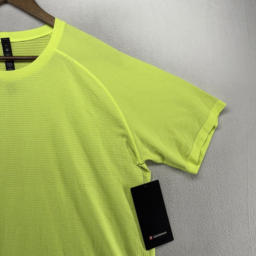 Lululemon Metal Vent Tech Shirt Men's XL Yellow Neon Highlighter Workout 2.0 NEW - Picture 3 of 13